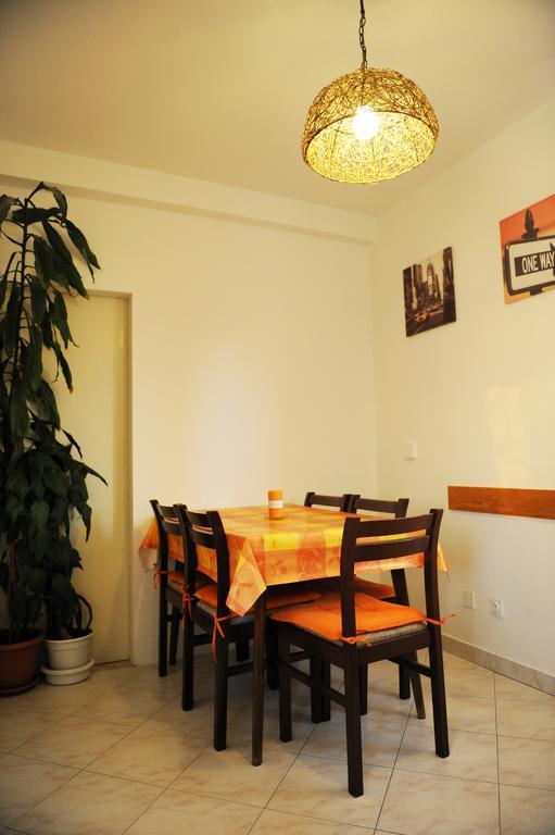 Guesthouse Radic ดูบรอฟนิก ภายนอก รูปภาพ